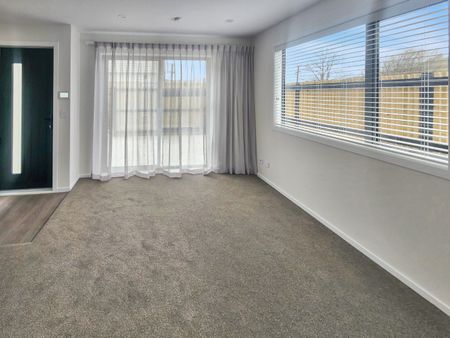 New in Wainui - Photo 2