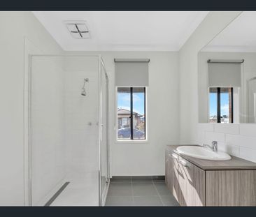 THREE BEDROOM HOME - Photo 6