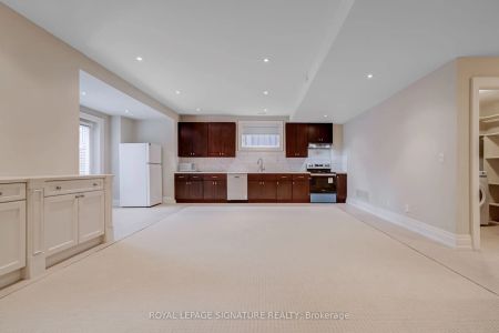 132 Cameron Avenue - Photo 5