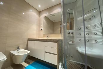 4 Bedroom Apartment with parking, Telheiras, Lisboa