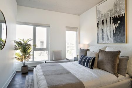 Le James Laval Apartments - Photo 4