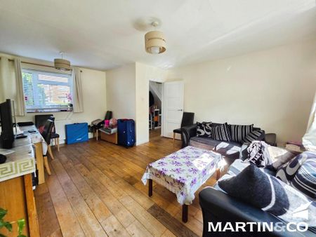 3 bedroom semi-detached house to rent - Photo 4