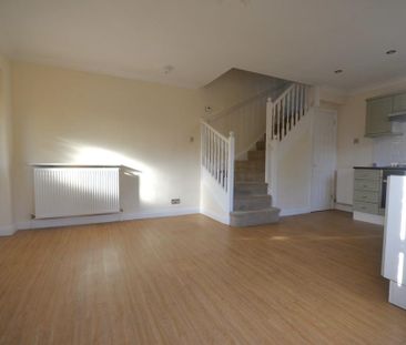 1 bedroom end of terrace house to rent - Photo 1