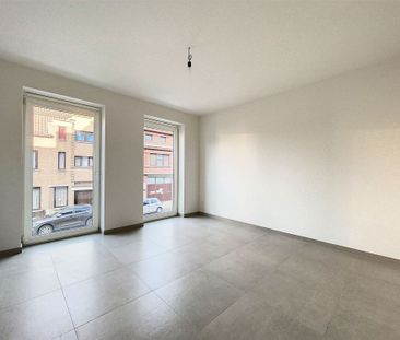 Appartement met 2 kamers en parking - Photo 3