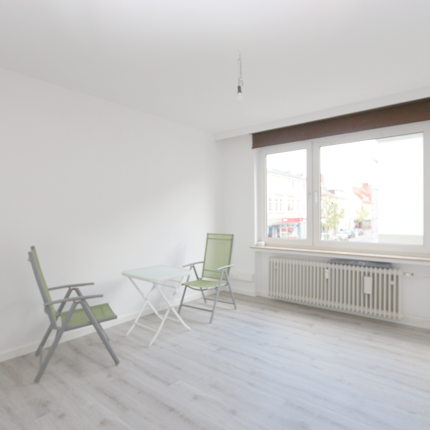 Sanierte 3,5-Zimmer-Wohnung im 1. Obergeschoss mit Balkon. - Foto 1