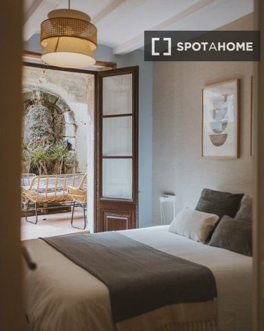 barcelona, Catalonia 08001 - Photo 2