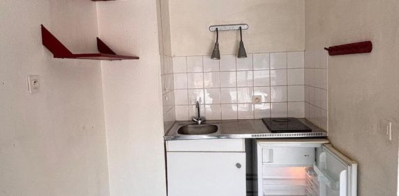 Location Appartement 1 pièce 21m² BORDEAUX 33000 - Photo 2
