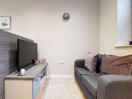 Studio to rent - Photo 2