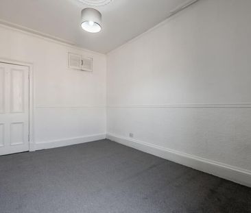 1 Bed Flat, Elizabeth Street, G51 - Photo 4