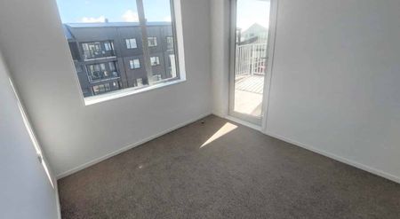 A charm home - Photo 3