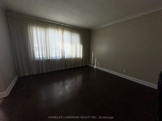 211 Ellington Drive #Main - Photo 1