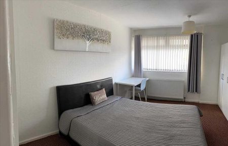 7 bedroom house share to rent - Photo 4