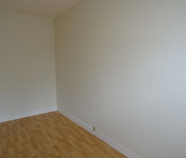 Location Appartement 2 pièces 42m² ORLEANS 45000 - Photo 3