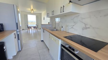 Location Appartement 4 pièces 71m² TALENCE 33400 - Photo 4