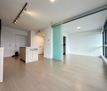 Luxury 1 Bed Condo | Brentwood Park | A/C • Views • Parking - Photo 2