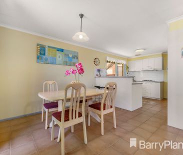 Family Home - Photo 4