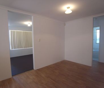 Perfect Family Home - Photo 5