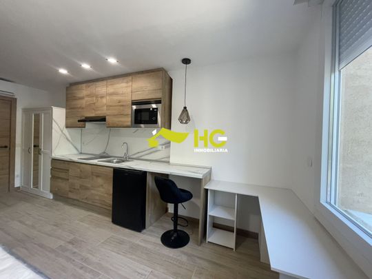 Alquiler Estudio en Urbanización - El Bosque, Villaviciosa De Odón - Photo 1