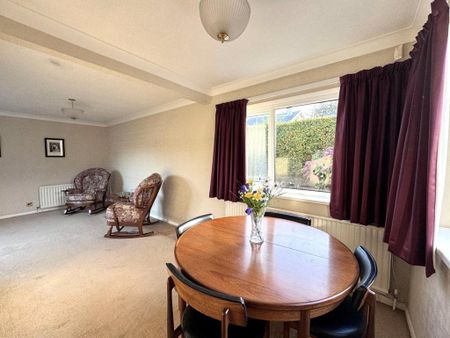 3 bedroom semi-detached house to rent - Photo 3