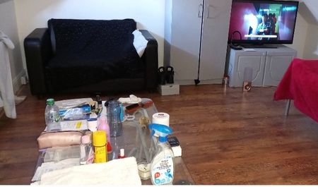 2 Bed Flat, Ilford Lane, IG1 - Photo 4