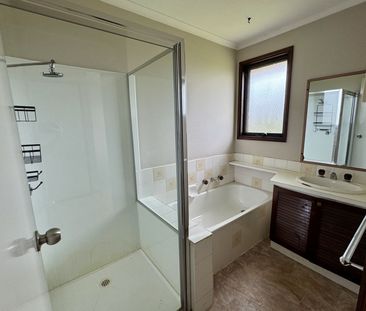 3 BEDROOM HOME - Photo 5