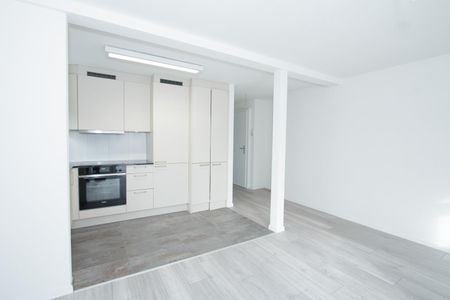 Ihr neues Zuhause mit atemberaubender Seesicht und Badeplatz - Foto 3