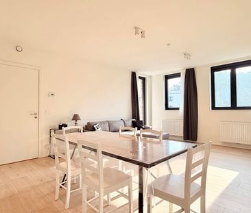 Appartement te huur - Photo 1