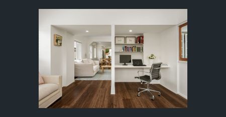 Sweet Treetop Hideaway Opposite Jubilee Park - Photo 3