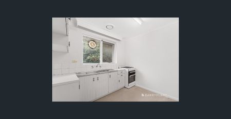 Fresh Central 2 Bedroom Apartment in Box Hill - Photo 2