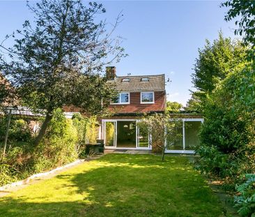 4 bedroom end of terrace house to rent - Photo 6