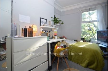 8 Bedroom, Student Houses, Hyde Park - Photo 5