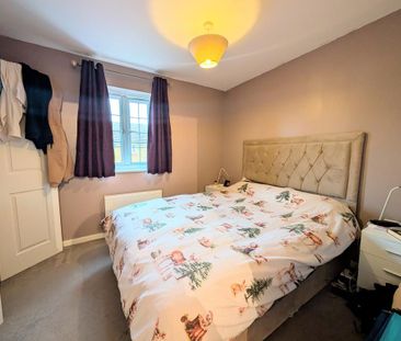 2 bedroom end of terrace house to rent - Photo 3