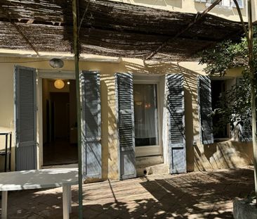 Location Appartement 1 pièce 35m² HYERES 83400 - Photo 5
