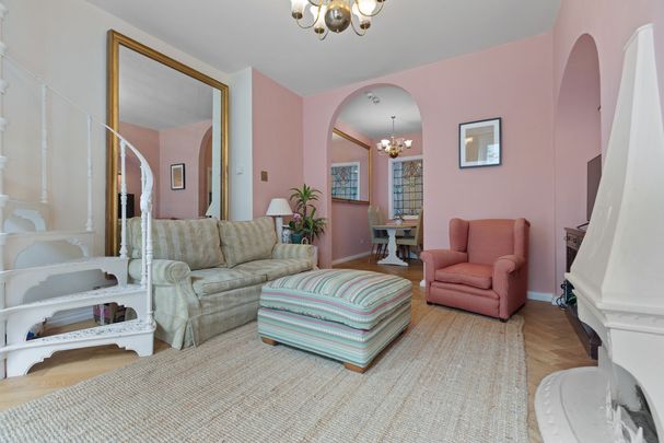 Ennismore Mews, Knightsbridge SW7 - Photo 1