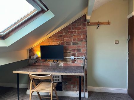 5 Bed Terraced House, Grimthorpe Street, LS6 - Photo 5