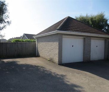 3 bedroom semi-detached house to rent - Photo 2