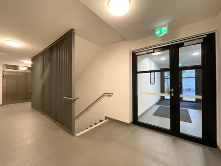 Dachgeschoß-Terrassenwohnung mit Top-Ausstattung und Weitblick in U3-Nähe - Foto 2