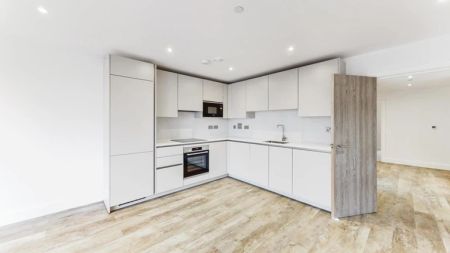 High Road, Willesden, London, NW10 - Photo 2