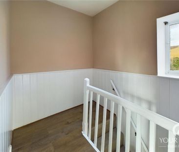 2 bedroom end of terrace house to rent - Photo 5