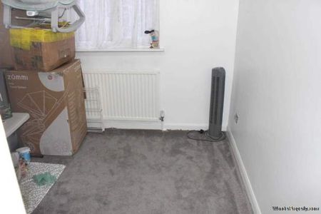 3 bedroom property to rent in Leicester - Photo 4