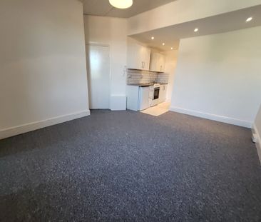 Seabourne Road, Bournemouth - Photo 2