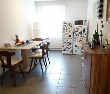 Ruhige 3.5-ZW à 83 m² im 1. OG - Foto 1