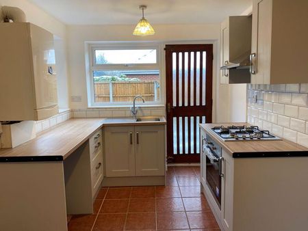 3 bedroom townhouse to rent - Photo 4