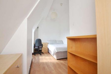 Ladybarn Road, Fallowfield, Manchester, M14 - Photo 2