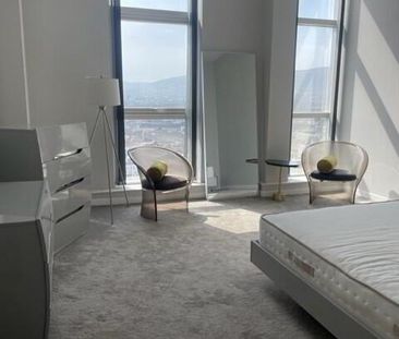 *stunning Penthouse Apartment OBEL Tower*, 62 Donegall Quay, - Photo 5