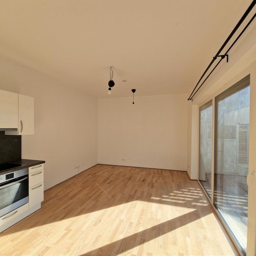 Schicke Neubauwohnung mit kl. Garten in idyllischer Ruhelage - Photo 1