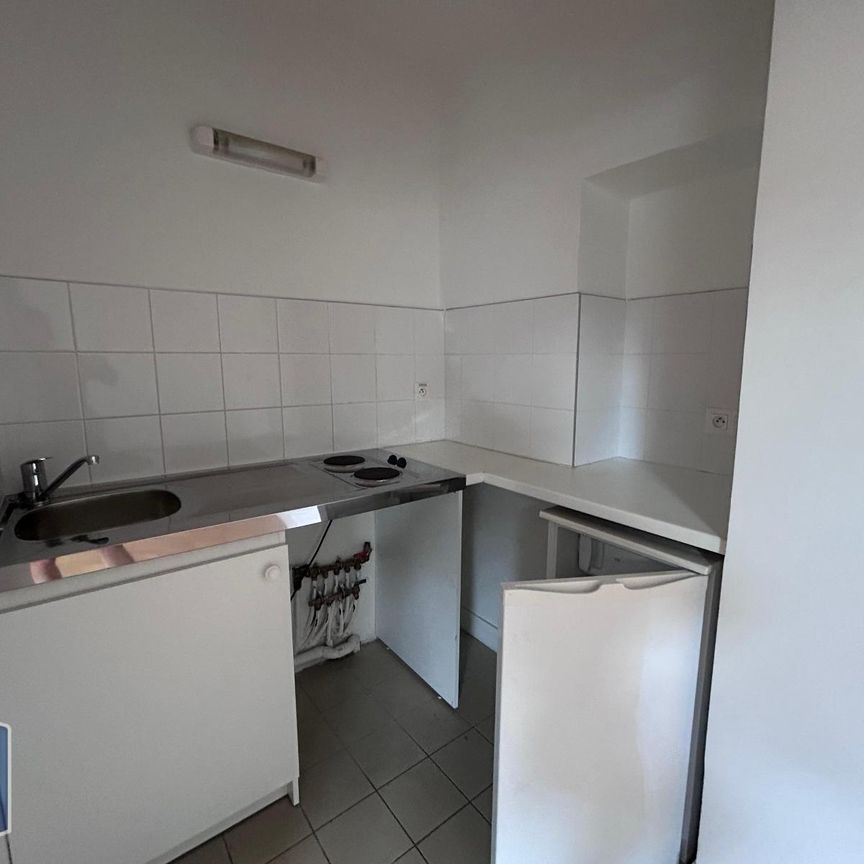 Location Appartement 2 pièces 26m² VERSAILLES 78000 - Photo 1