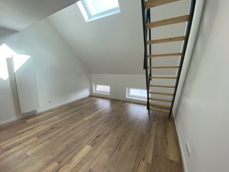 APPARTEMENT T2 RÉNOVÉ AVEC 2 MEZZANINES - Photo 2