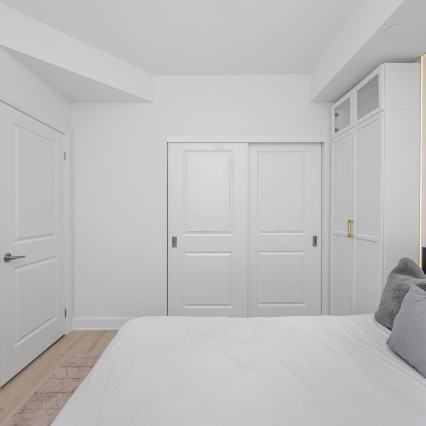 For Lease - 3240 William Coltson Avenue Unit# 515, Oakville, Ontario - Photo 1