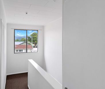 5 Minute Stroll to Upper Hutt City Centre - Photo 1